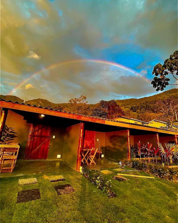 Rancho Do Paioleiro - Suites São Bento do Sapucaí Zewnętrze zdjęcie